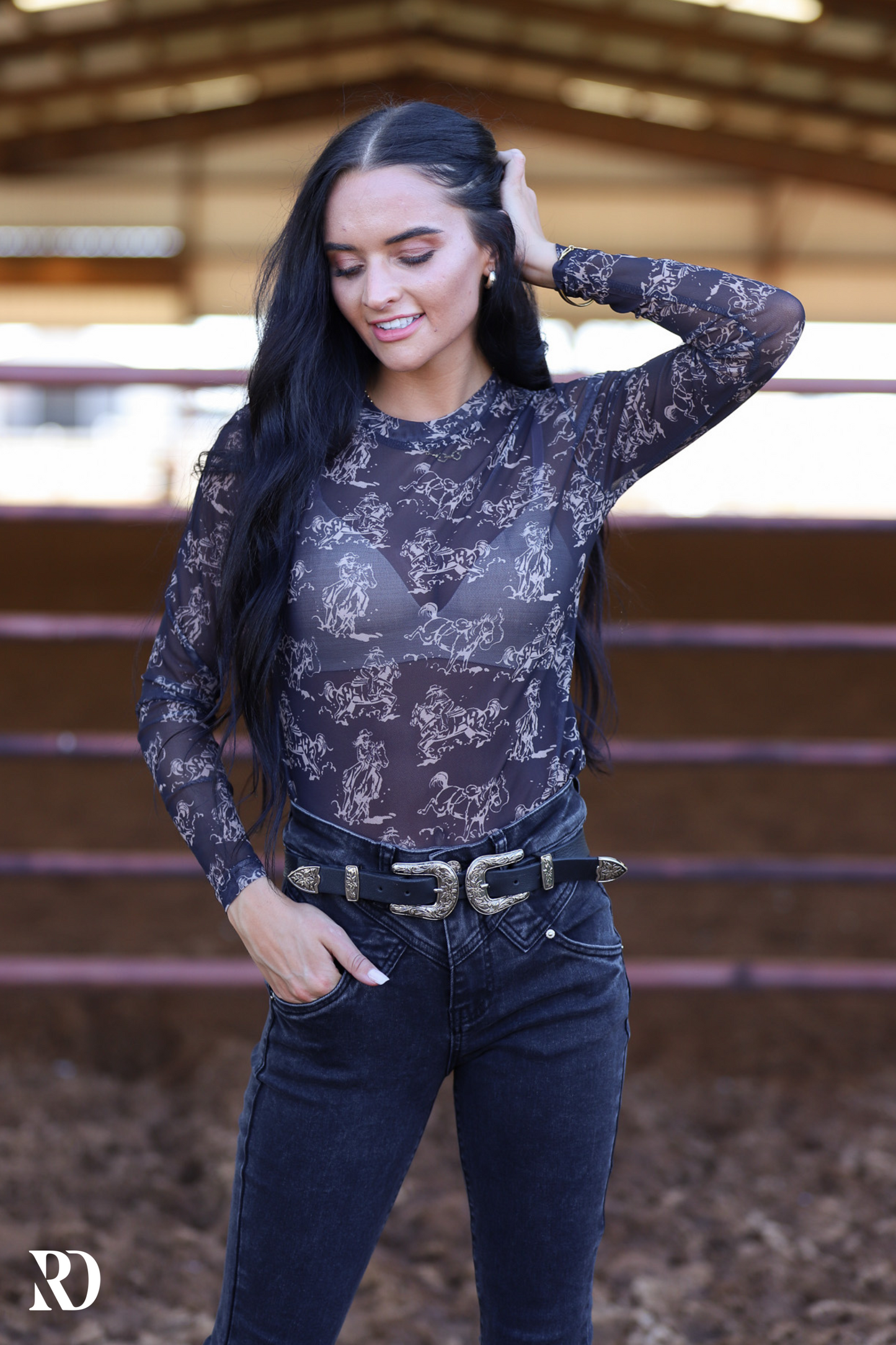 GIDDY UP MESH LAYERING TOP