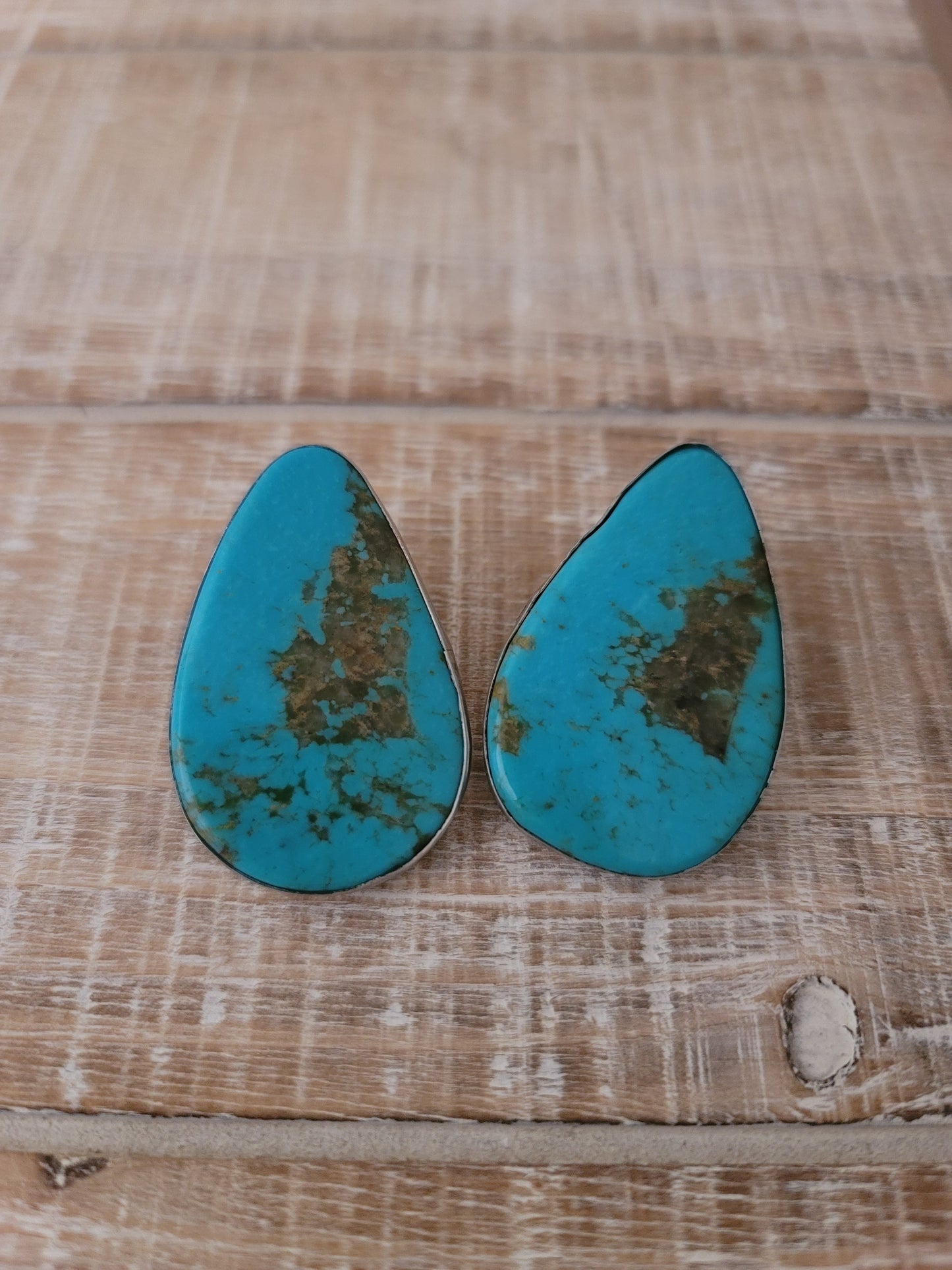 VINTAGE TEARDROP TURQUOISE EARRINGS