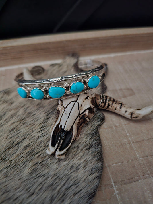 IDA MCCRAE FIVE TURQUOISE STONE BRACELET