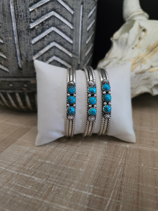 THE KINGMAN TURQUOISE THREE STONE CUFF