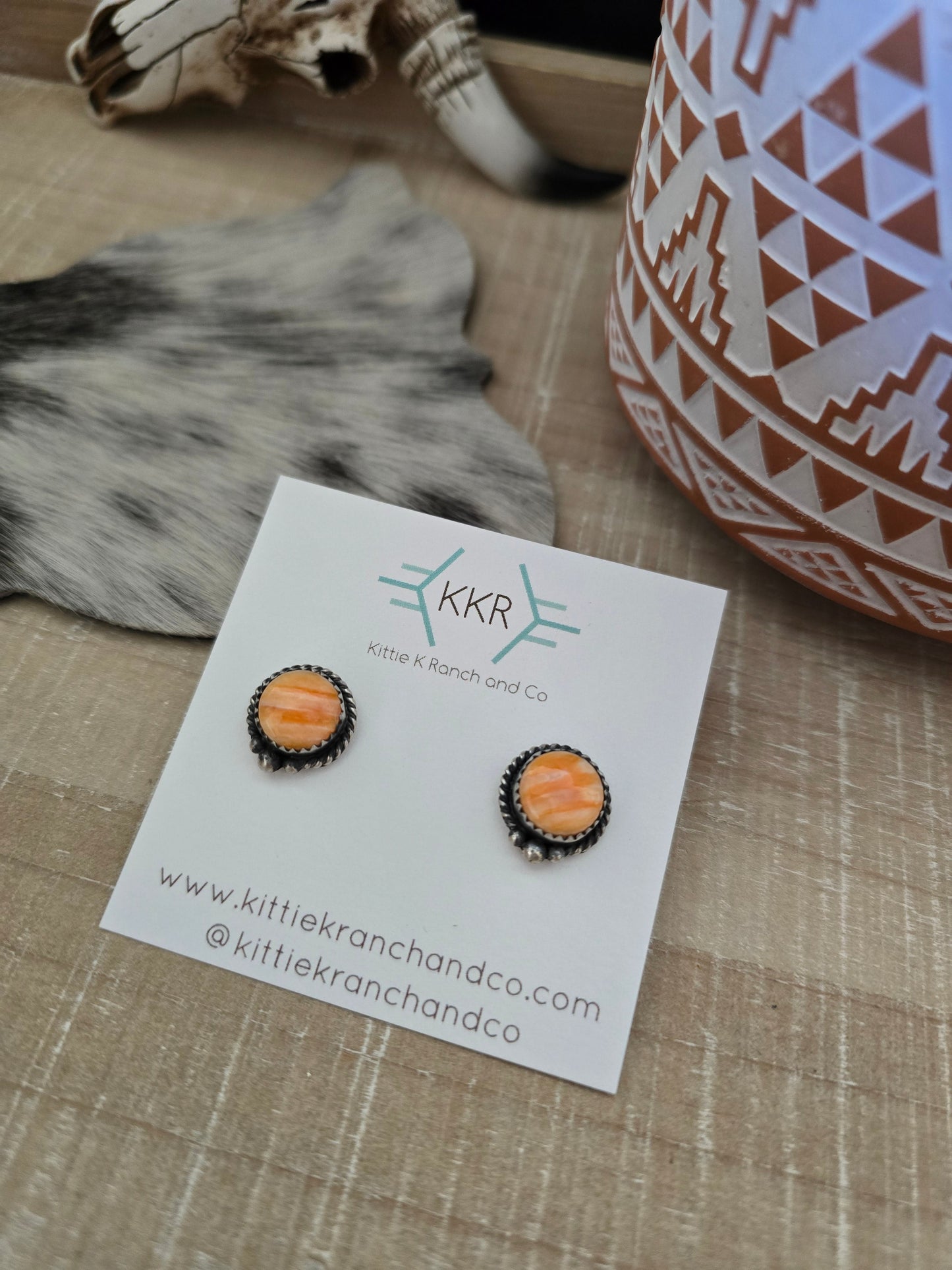 THERESA SMITH SPINY OYSTER STUDS