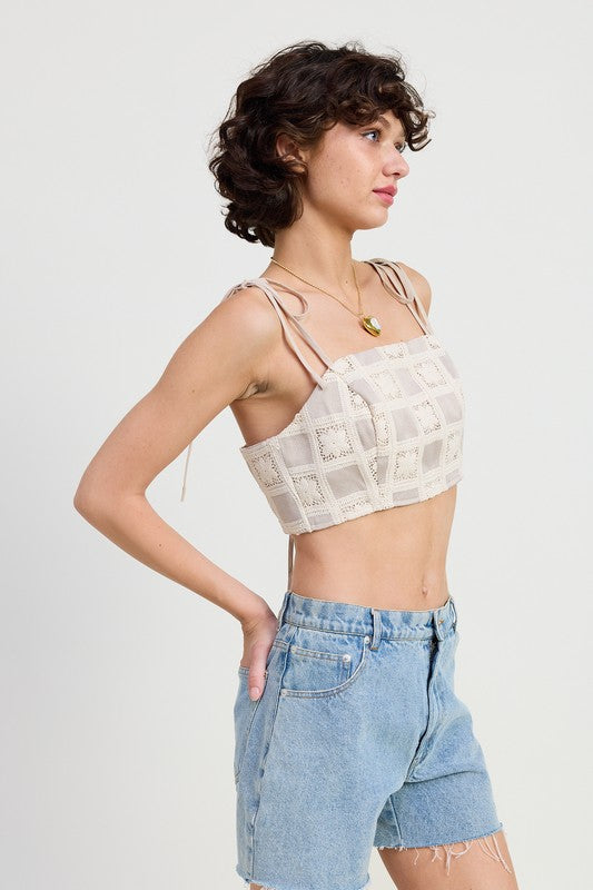 CROPPED CROCHET TOP
