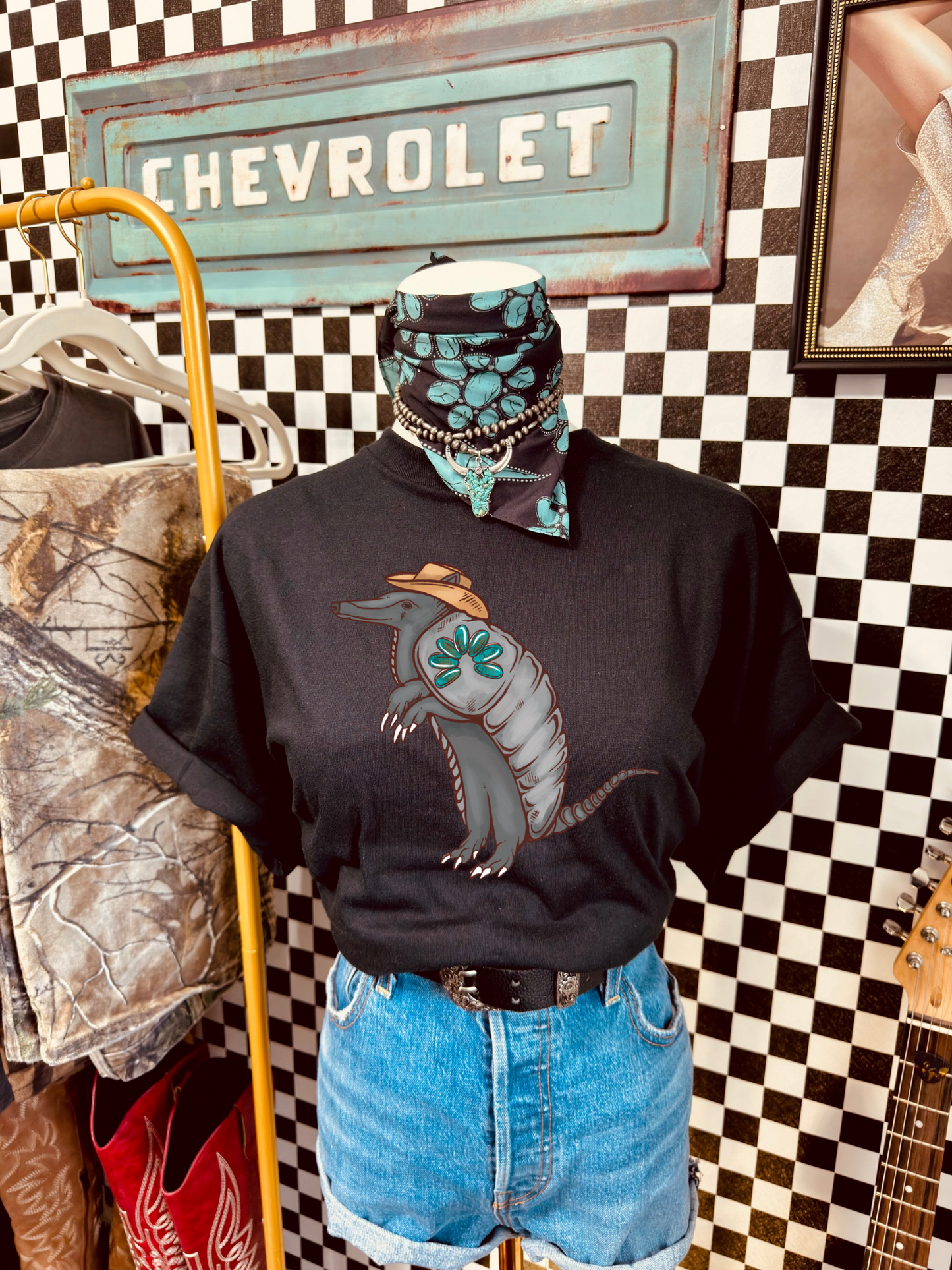 Cowboy armadillo tee