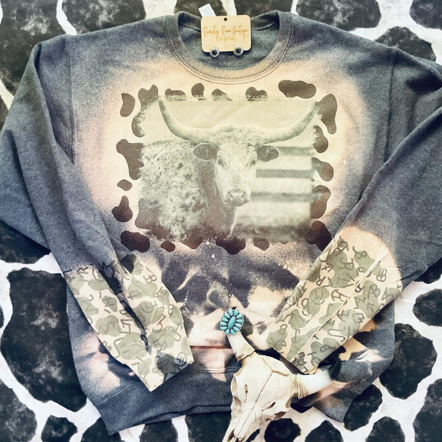 Longhorn Cow Print & Cattle Sweatshirt