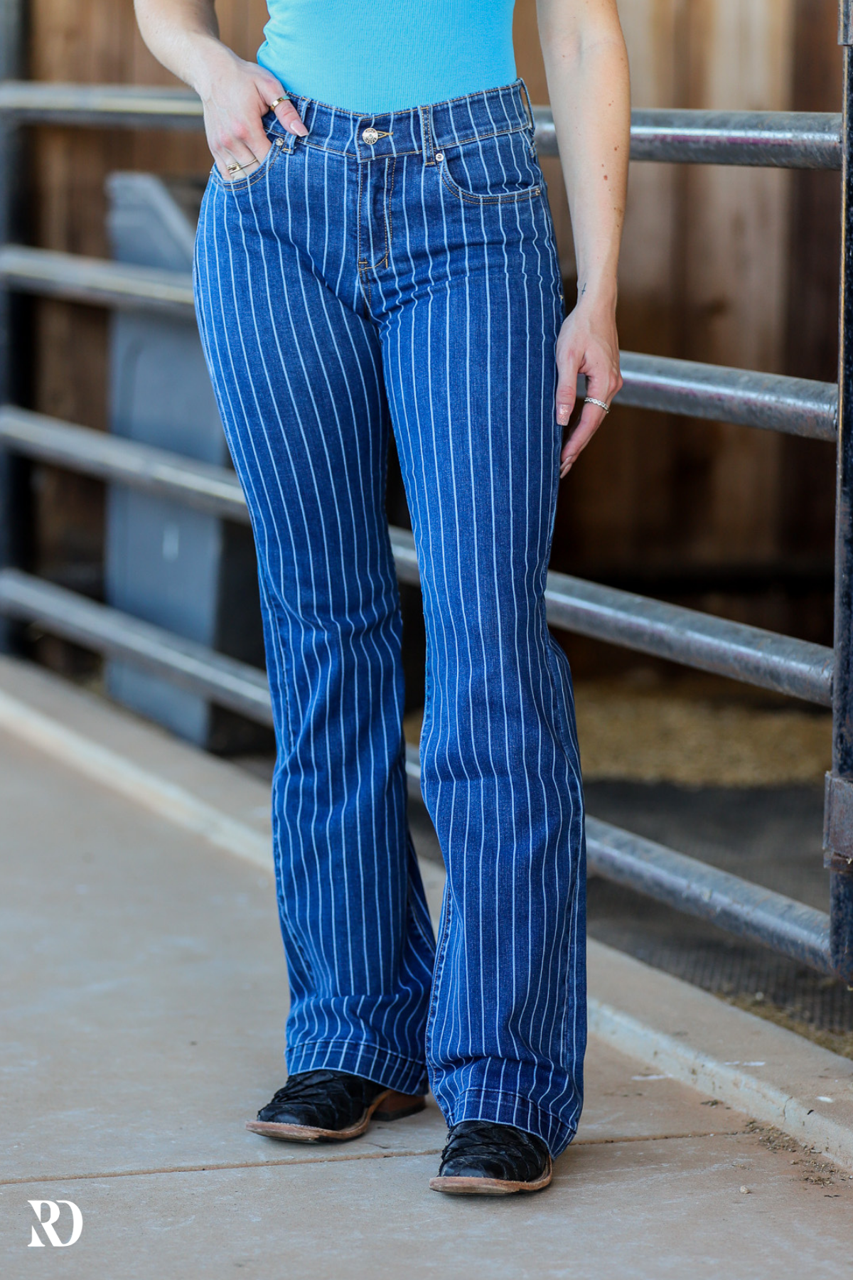 STEVIE TROUSER - PINSTRIPE