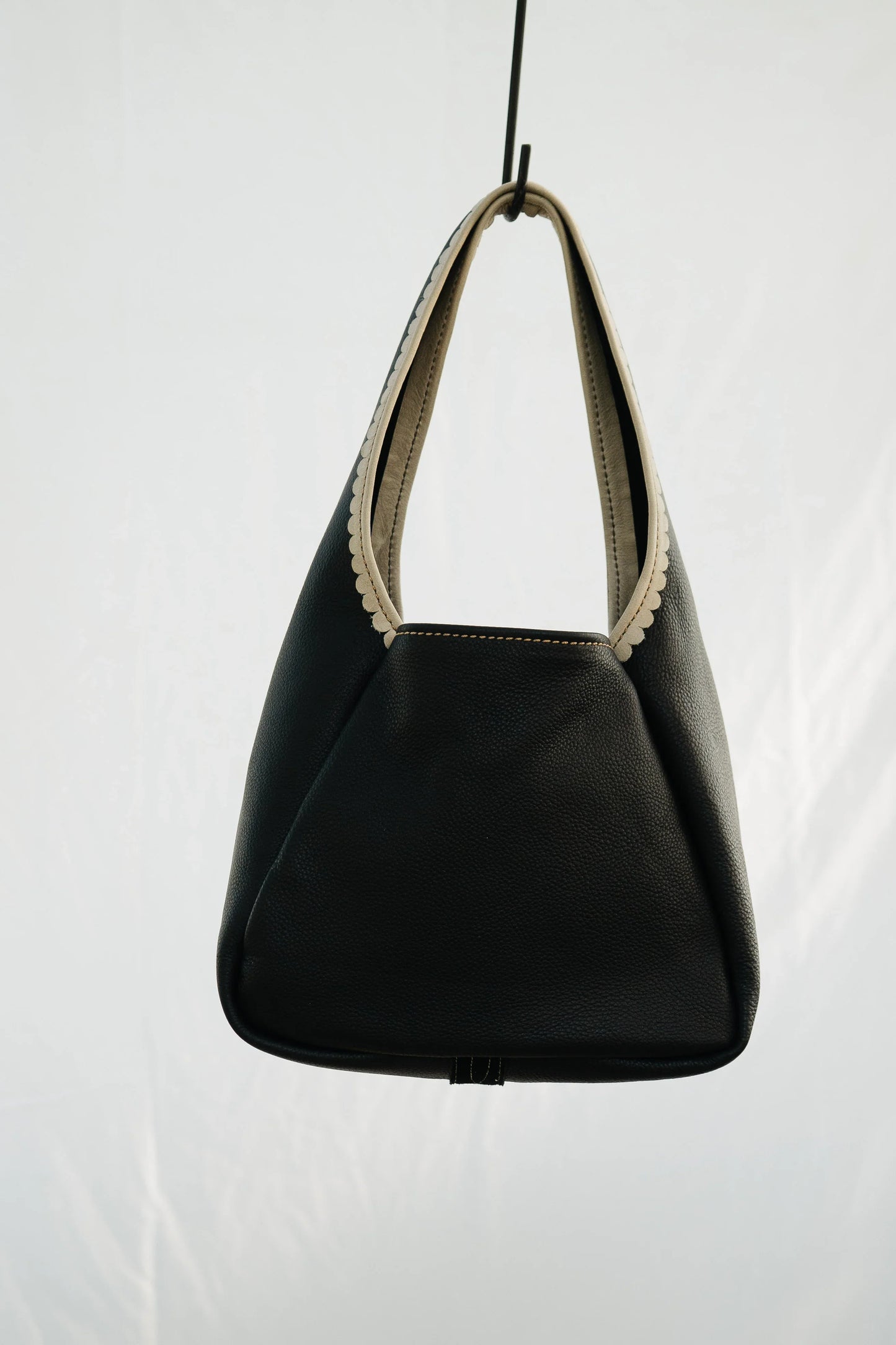 The Maddog Leather Toro Hobo Bag