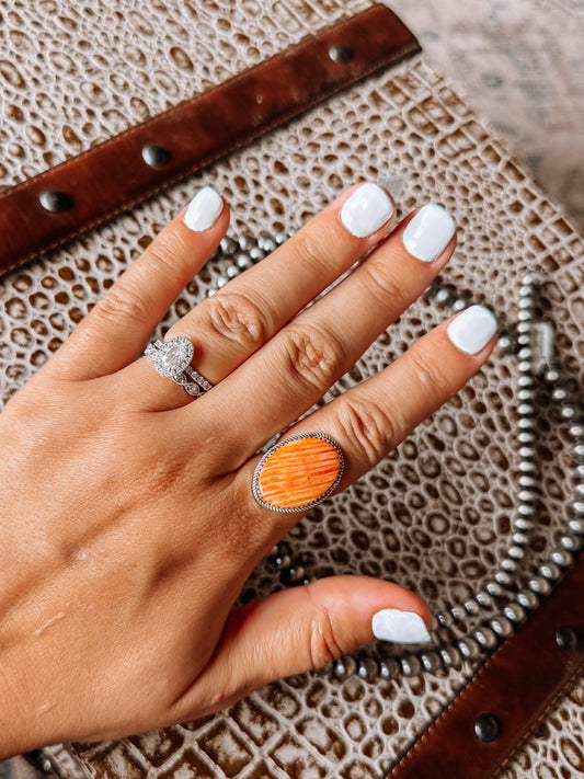 Henrietta Orange Spiny Oyster Ring