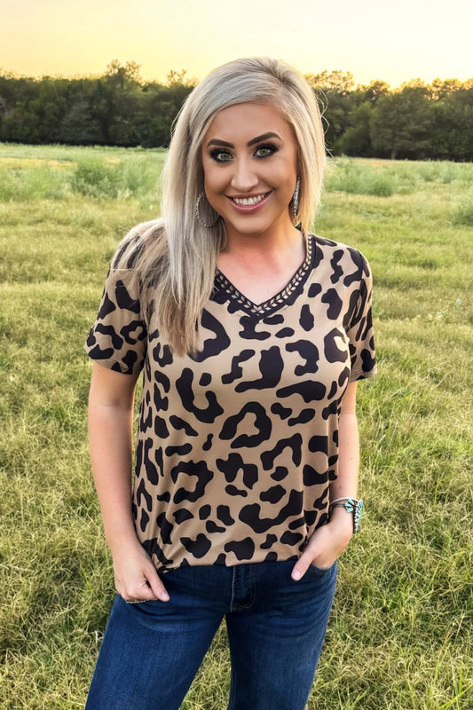 Buck stitch Leopard Top
