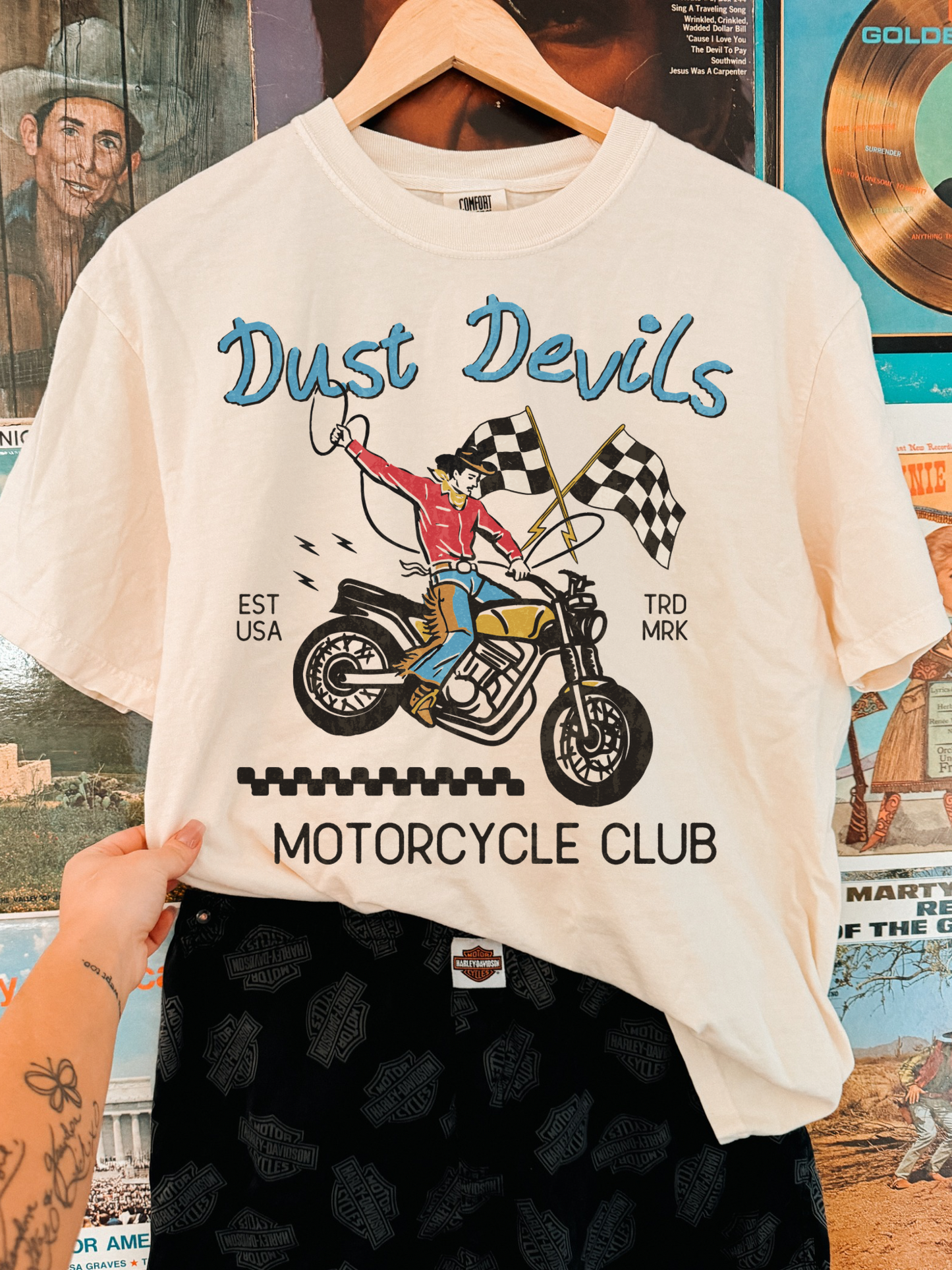 Dust devils tee