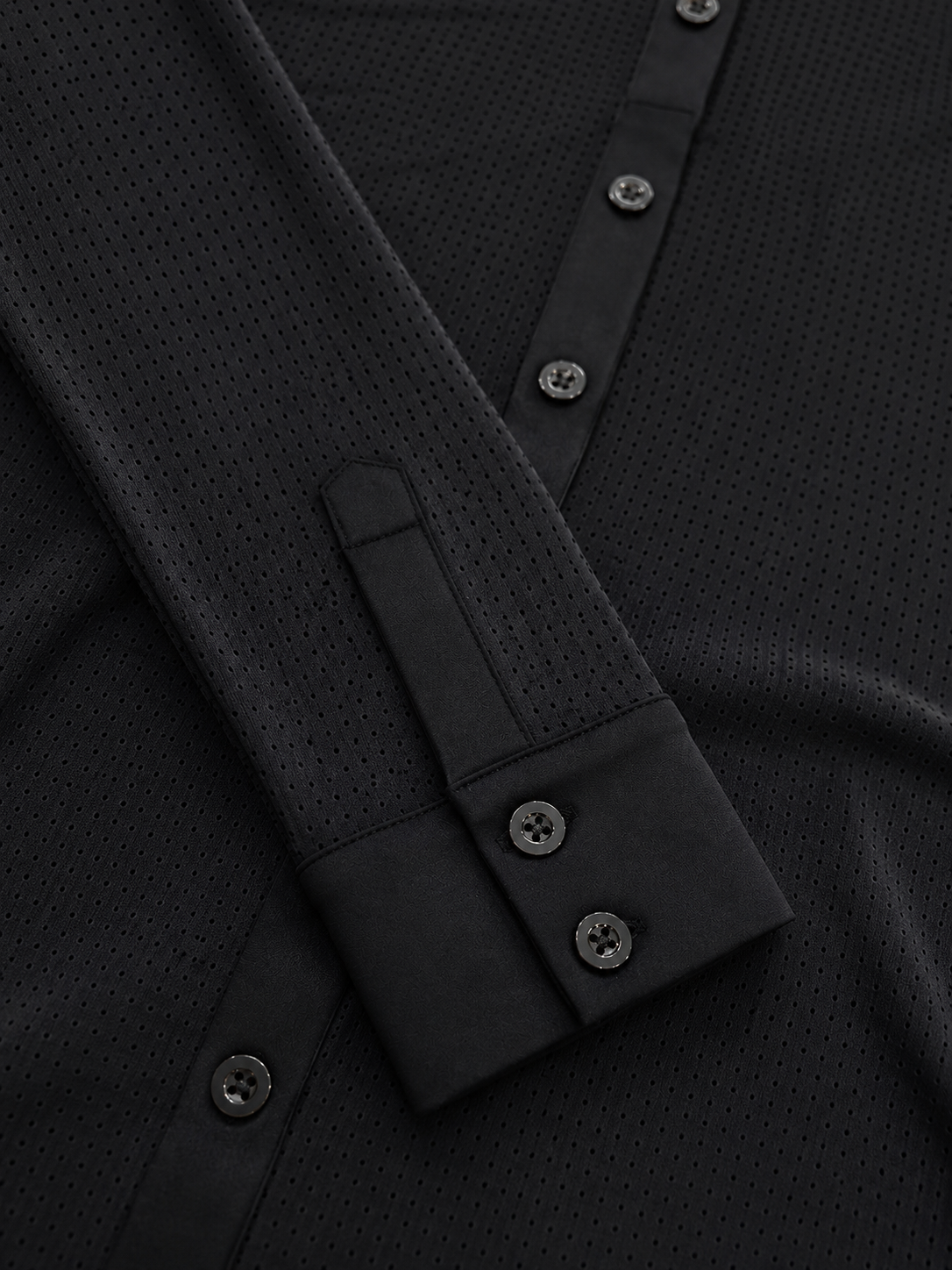 Breeze Perforated Performance Pull Over Rodeo Shirt