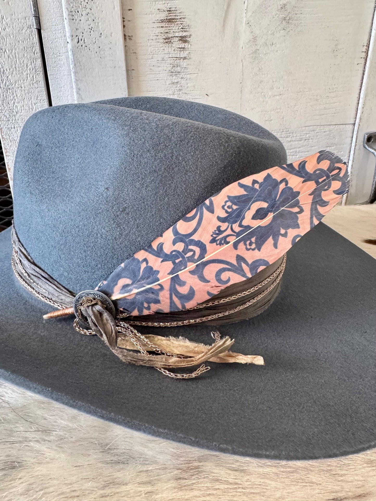 Deep Blue Scroll Western Hat Feather