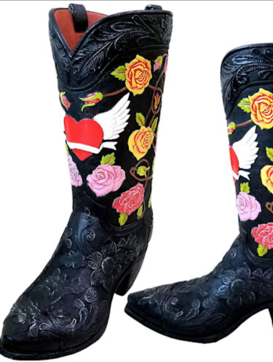 RA7148 Black Knockout Roses Heart Wing Boot Vase