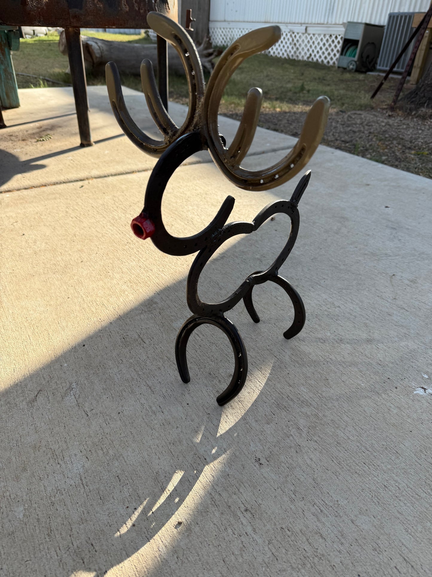 Reindeer Horseshoe Decor