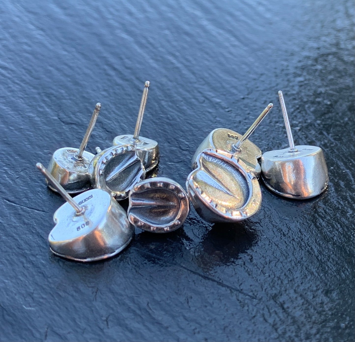 Sterling Hoofprints Post Earrings in Horse Size