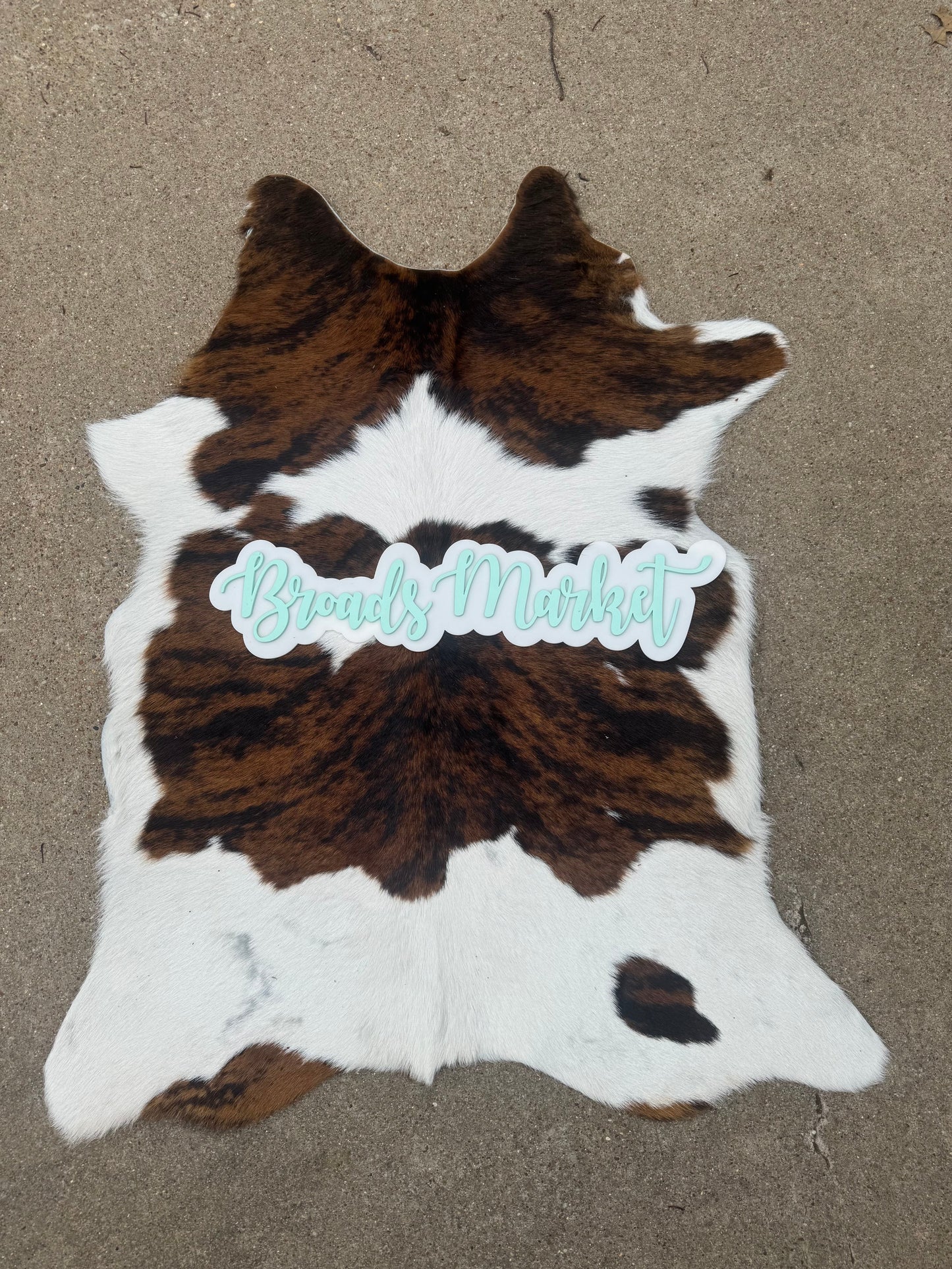 3’ Cowhide Rugs