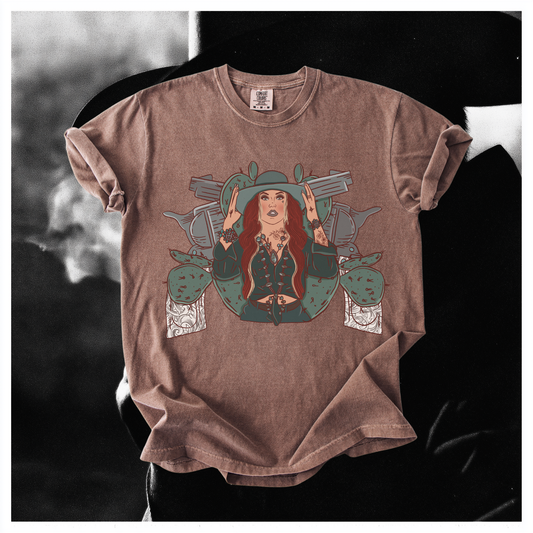 Outlaw women Tee