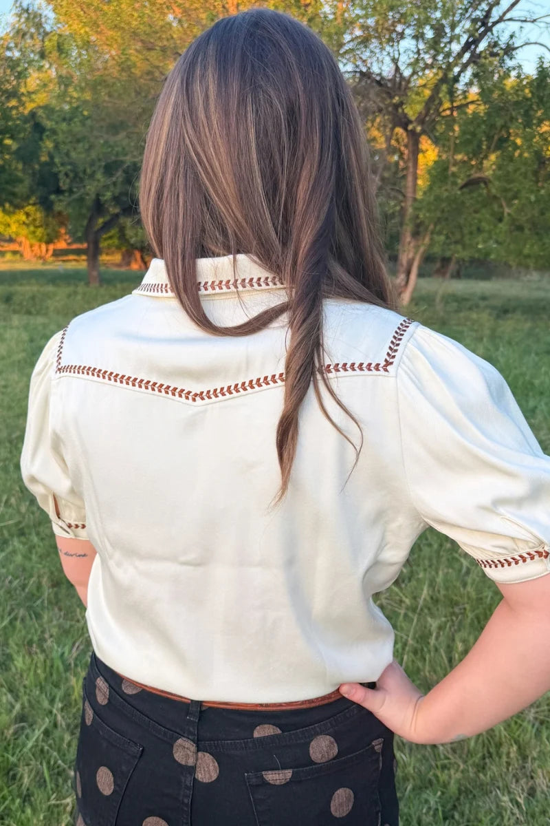 Buck stitch Charm button up top
