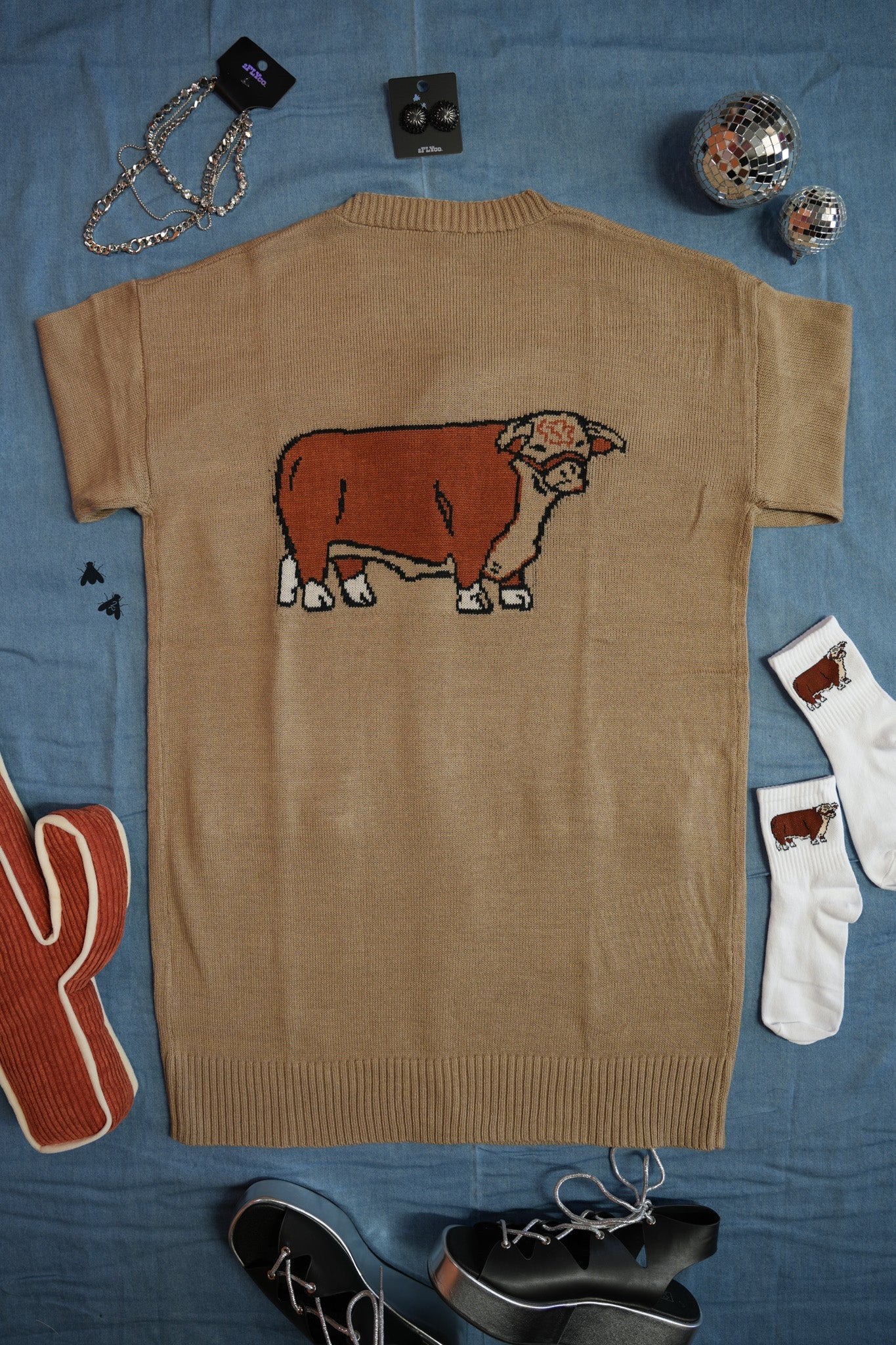 CATTLE KATE [L/XL ONLY]