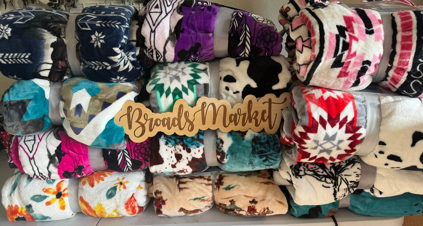 Random Assortment Qty 5 Super Plush King Blankets