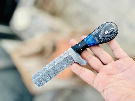 Custom Handmade Bull Cutter Knife with Damascus Steel Blade – Holiday Limited Edition