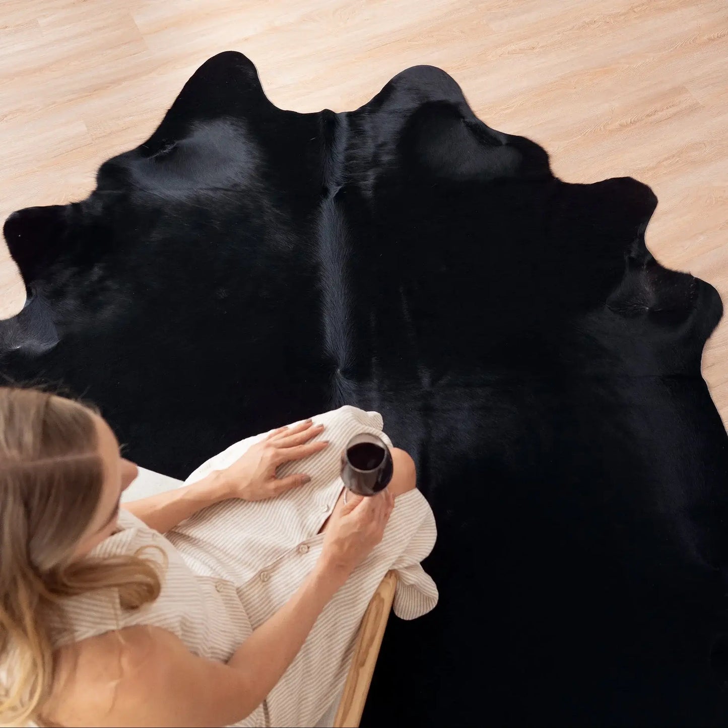 Black Natural Cowhide Rug