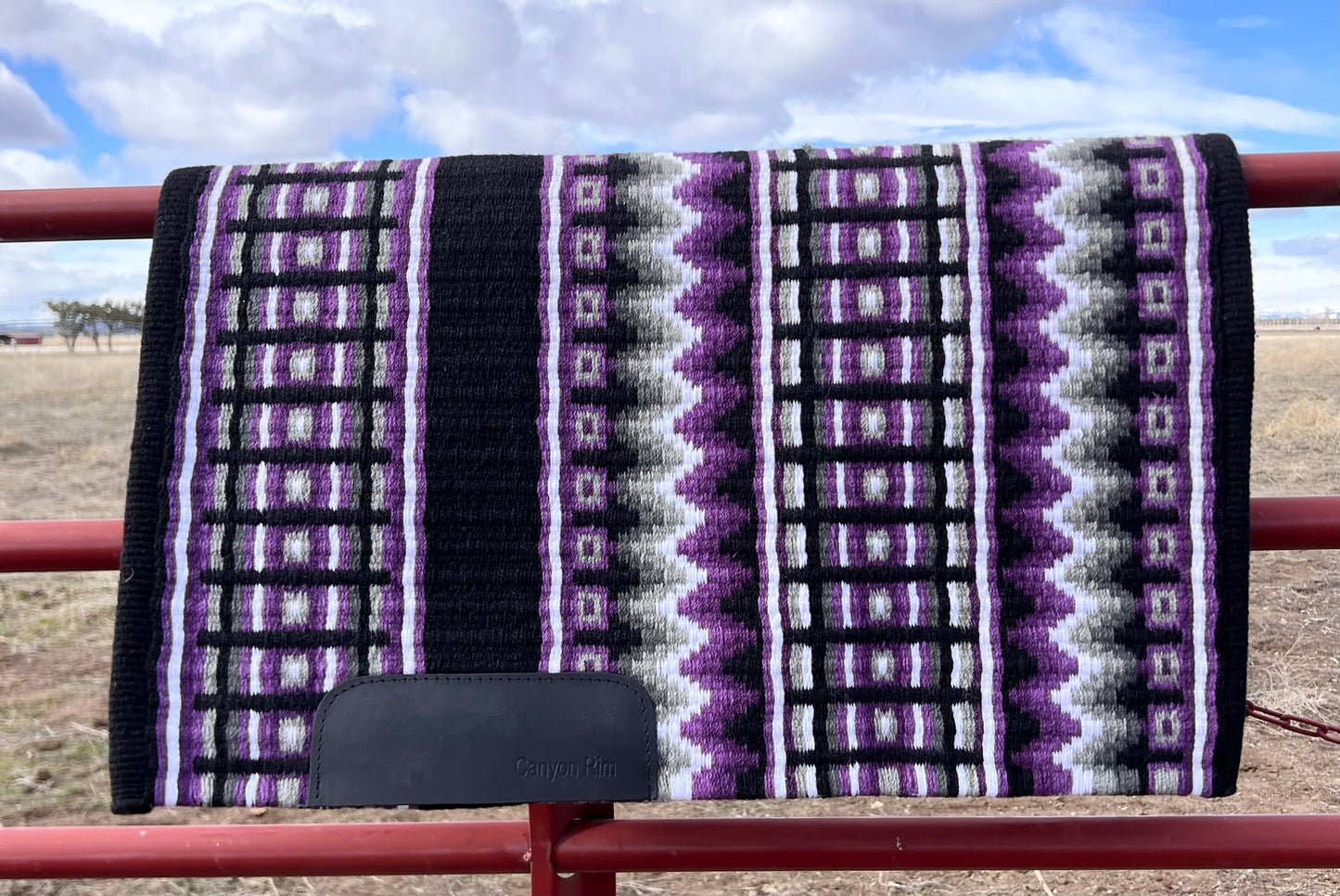 Beautiful custom design oversized show pad