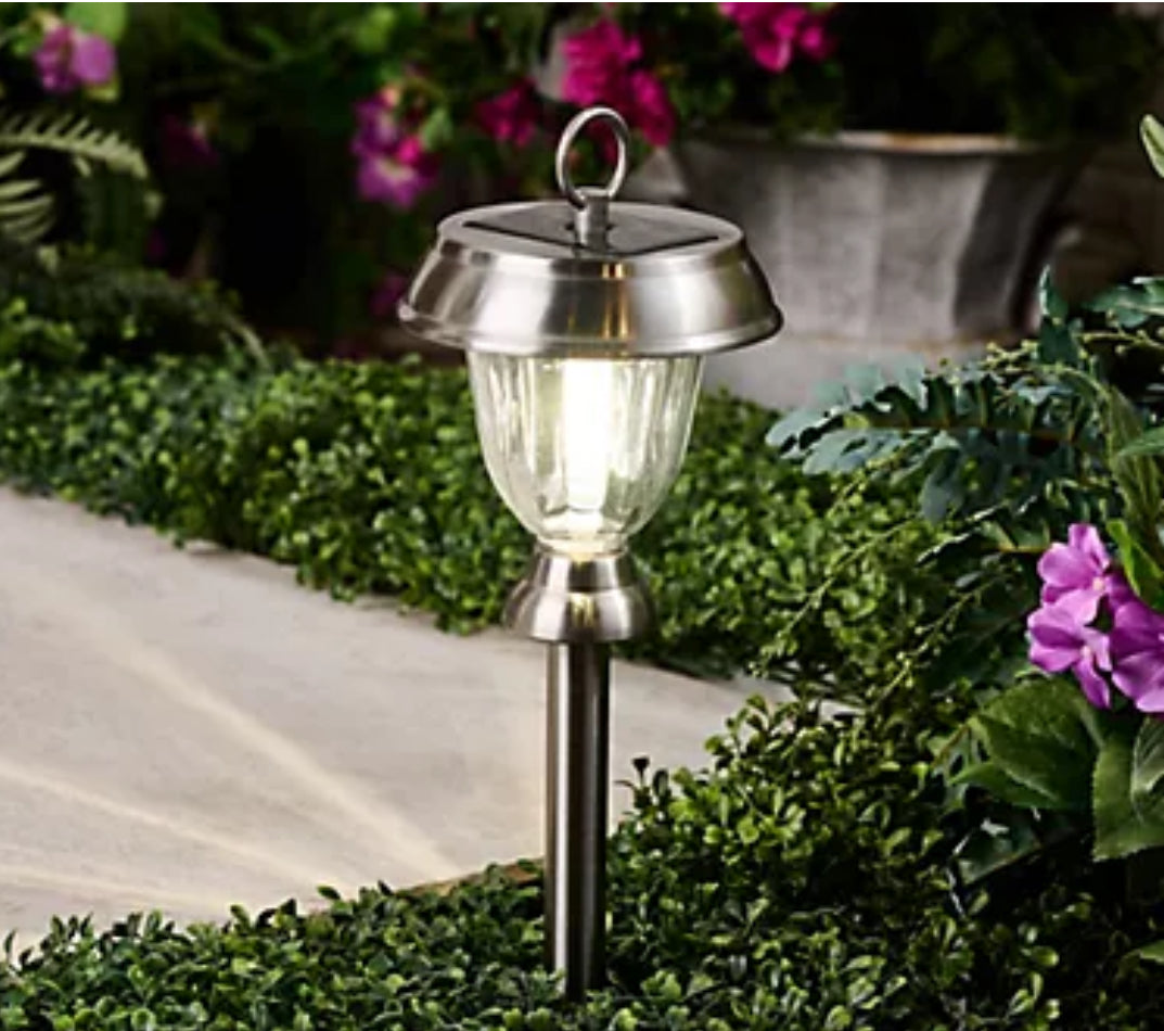 Energizer 8 Pack 3-in-1 Solar Pathway Lights with 360-degree 15 Lumen