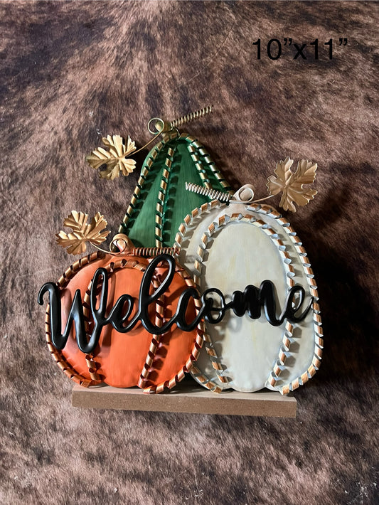 Pumpkin Welcome sign