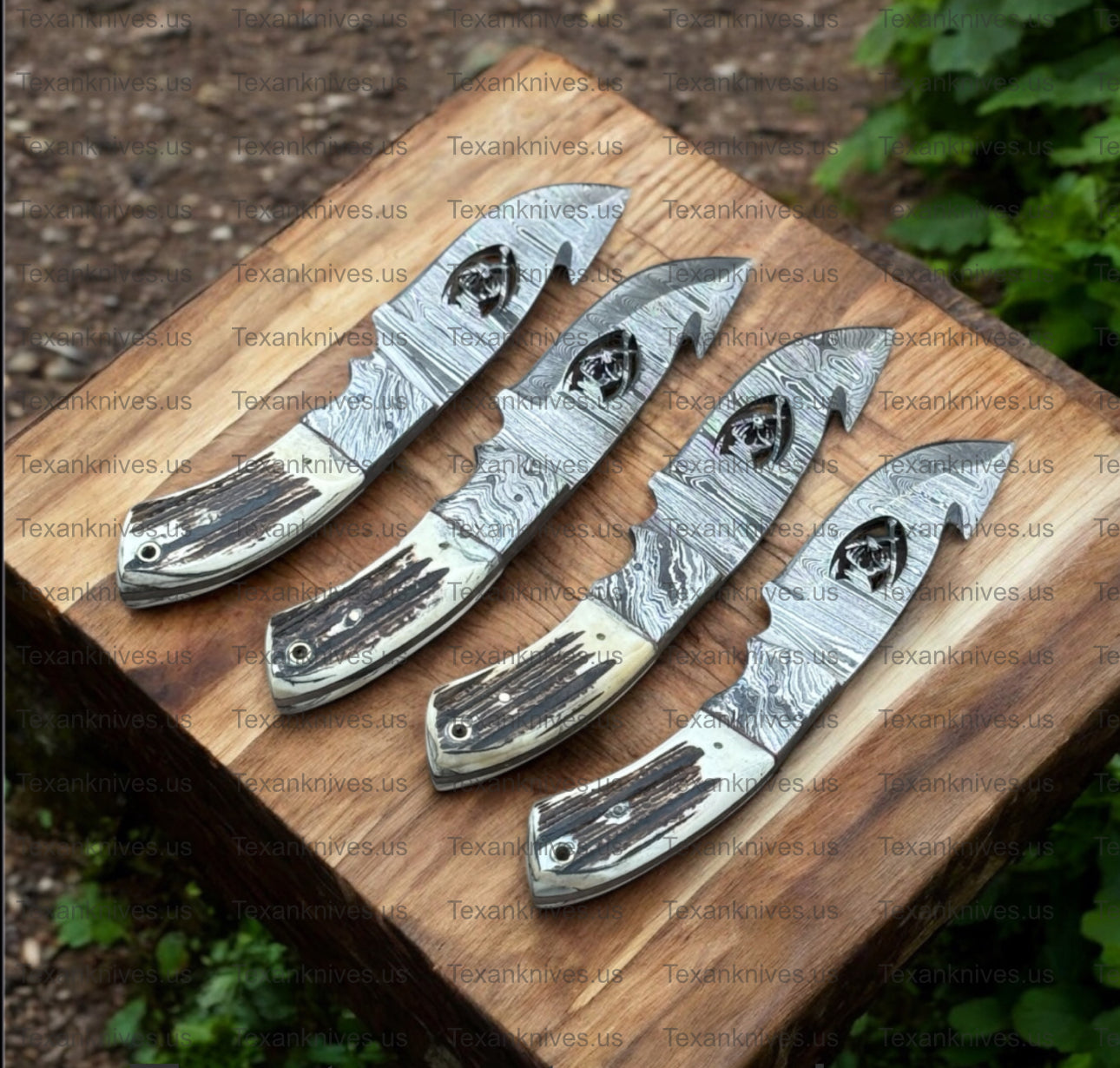 Custom Handmade Guthook Hunter Knife – Damascus Steel Stag Horn
