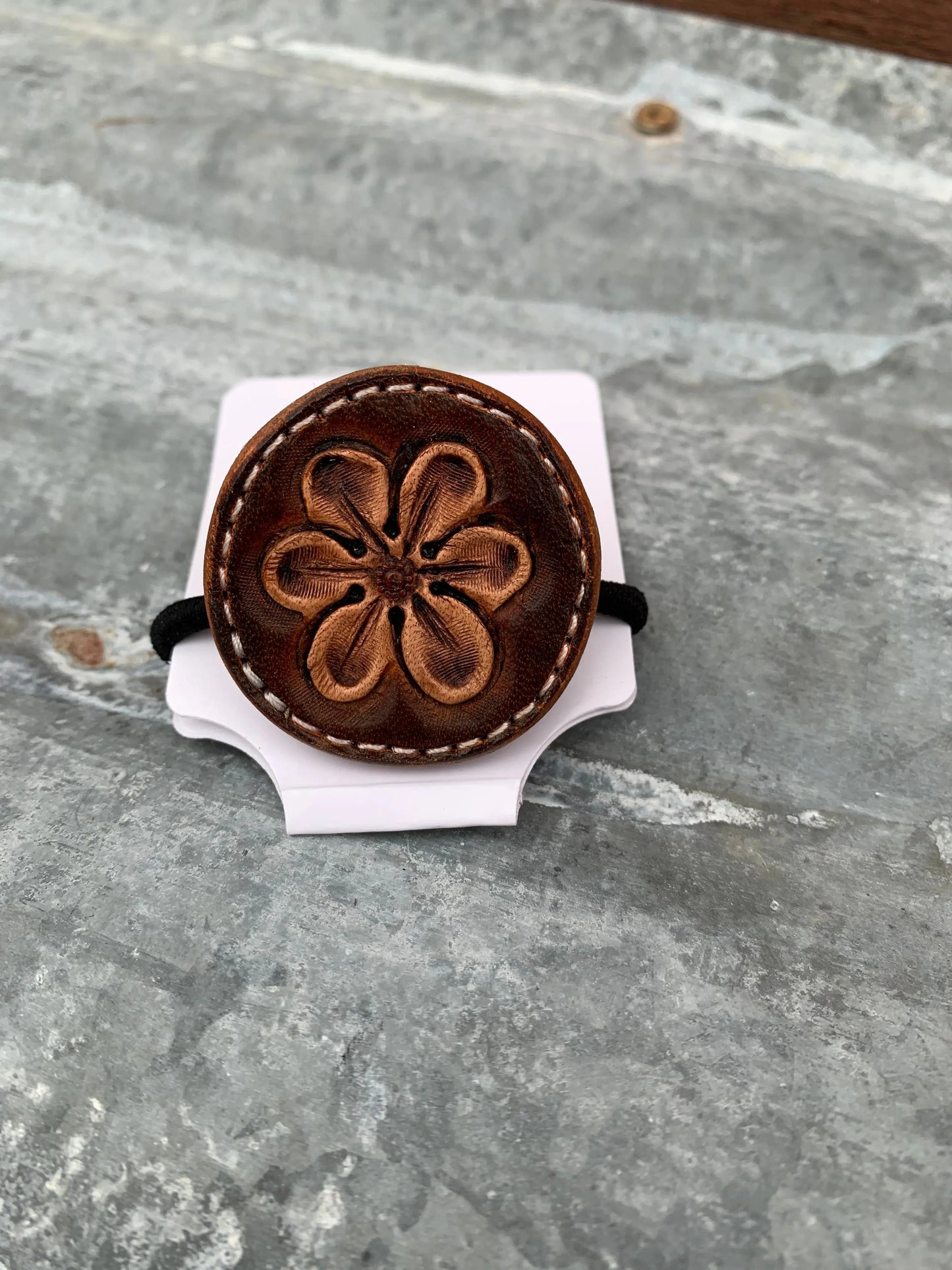 Hand Tooled Leather Hair-Tie with Daisy Center