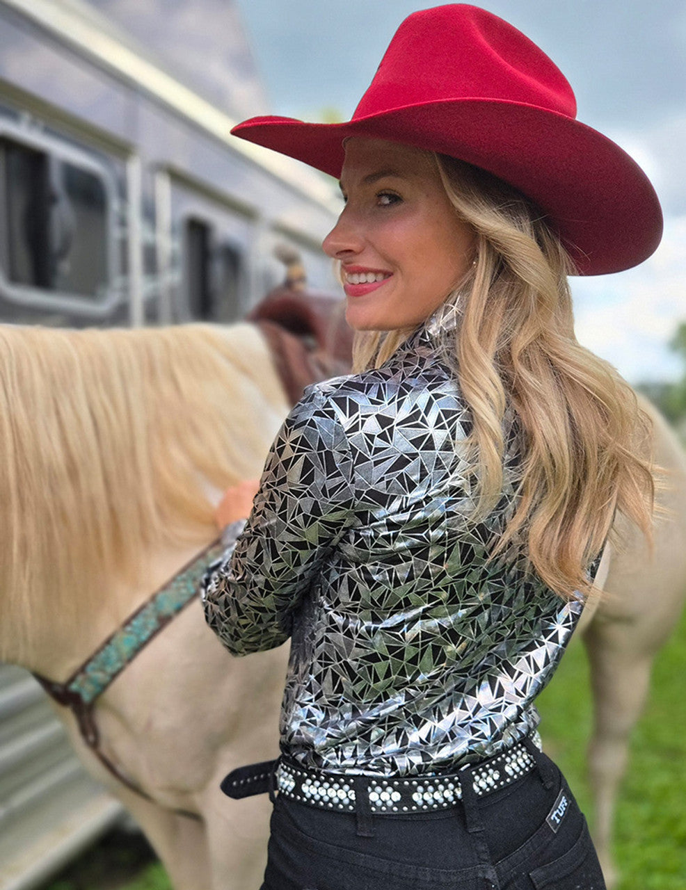 Silver Pink & Black Metallic Stretch Lightweight Pullover Button Up