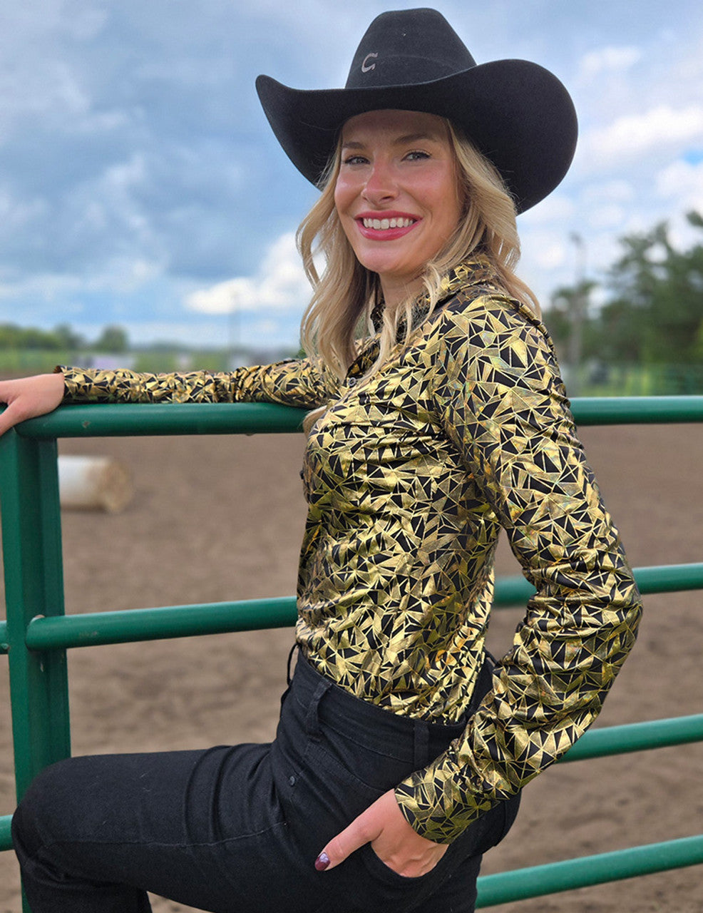 Gold & Black Iridescent Metallic Stretch Lightweight Pullover Button Up