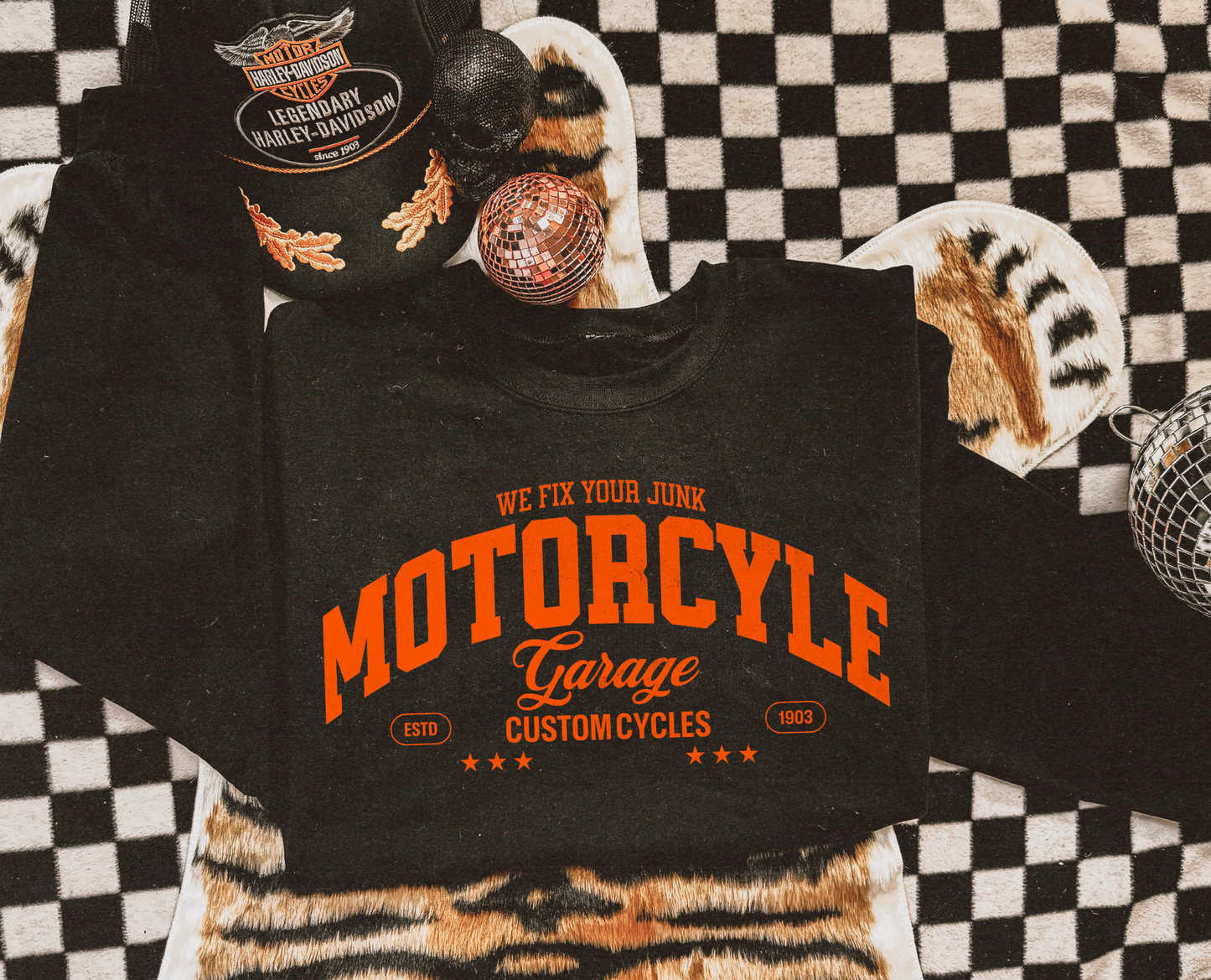 Moto Garage crew