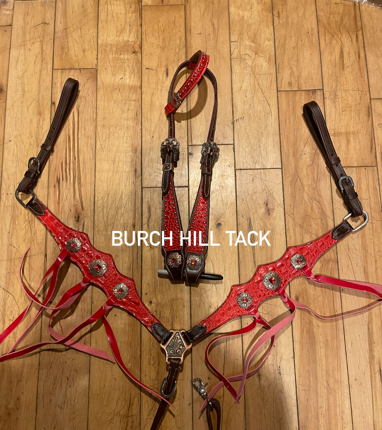 Red Fringe Western Tack Set (BHT039)