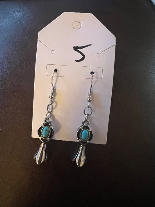 Earrings u