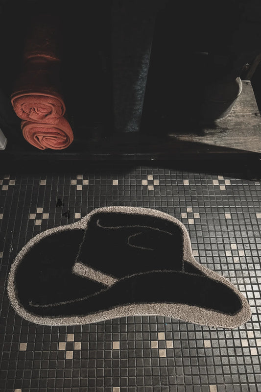 Moody Cowboy Hat Rug * midnight