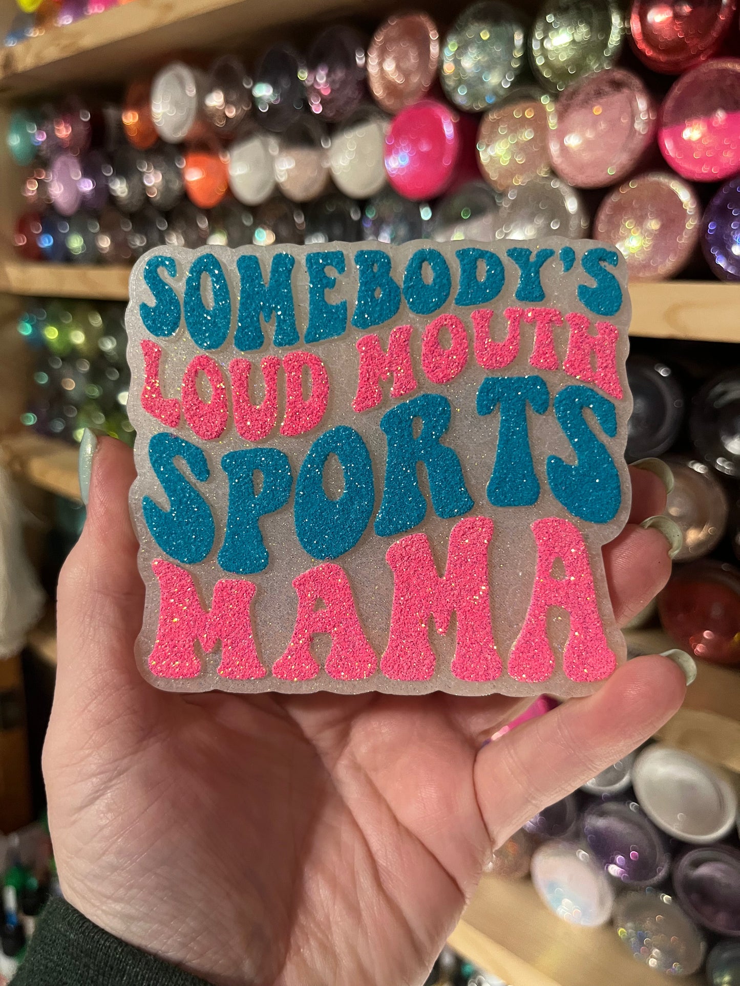 LOUD SPORTS MAMA