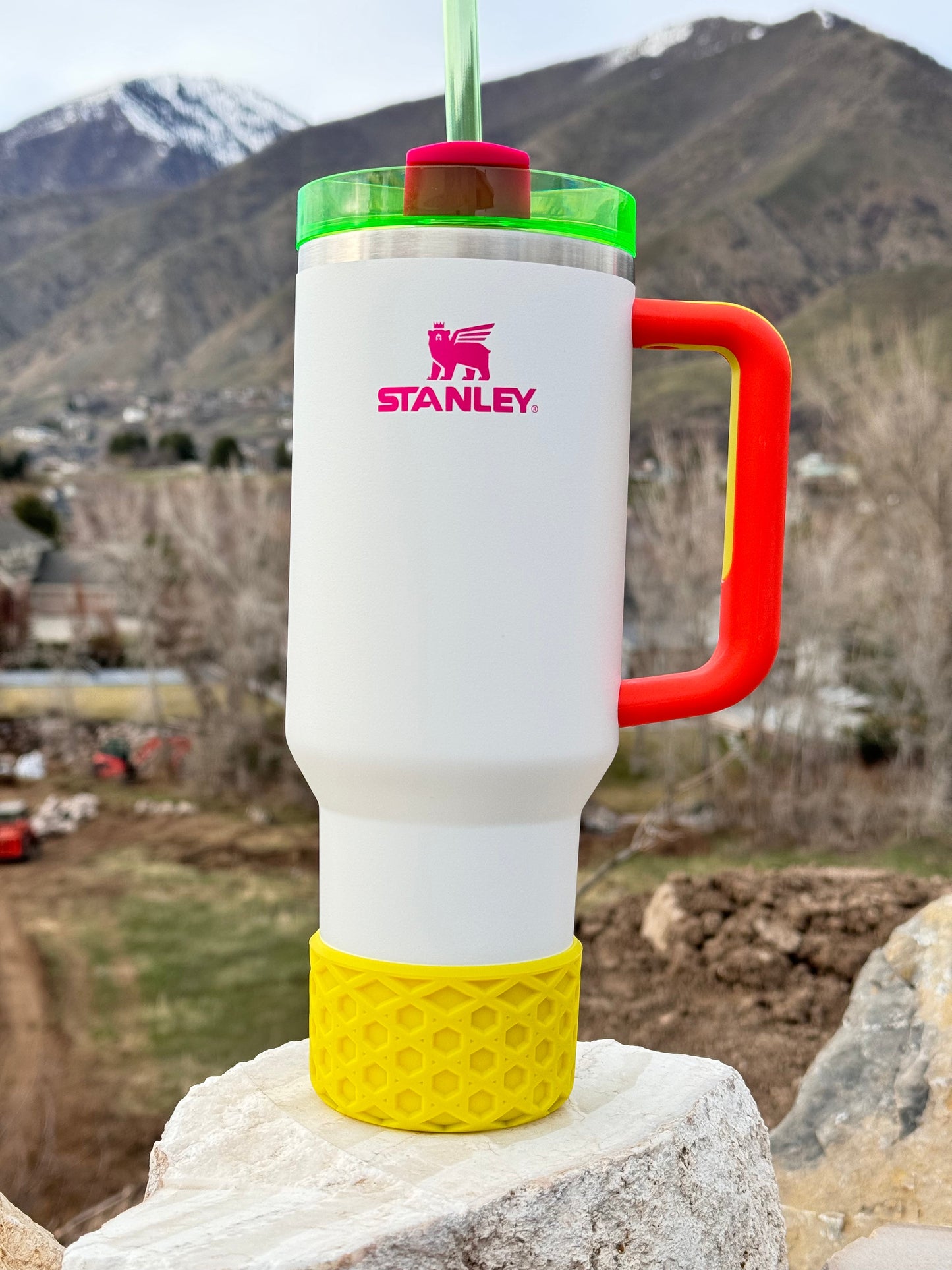 ELECTRIC YELLOW WAFFLE Tumbler Boot