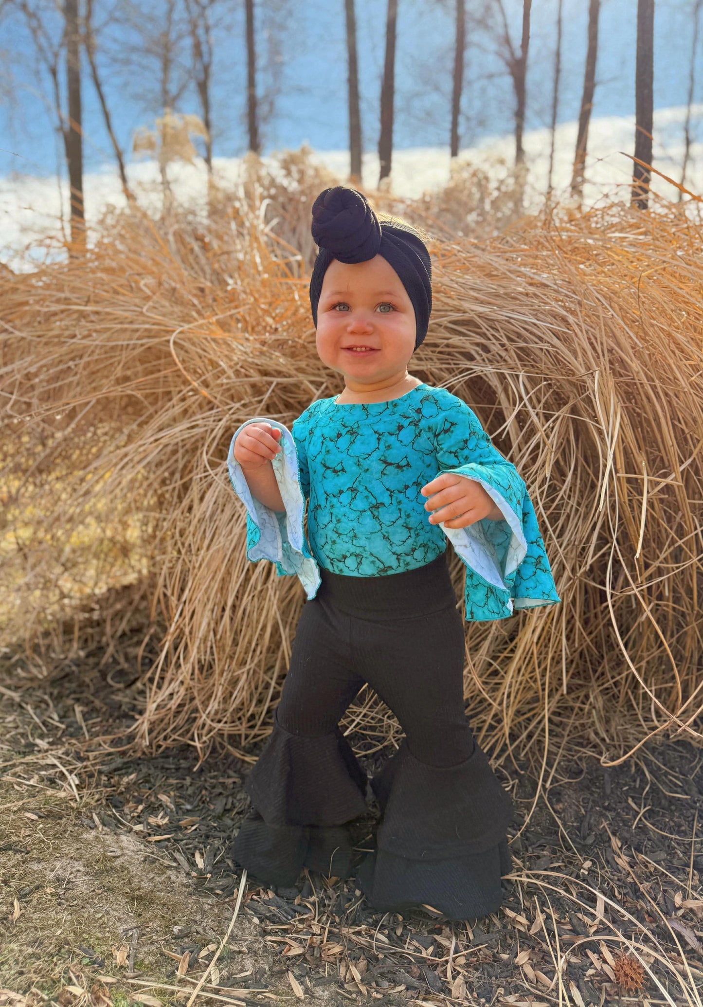 Turquoise Slab Bell Sleeve Leo/Top