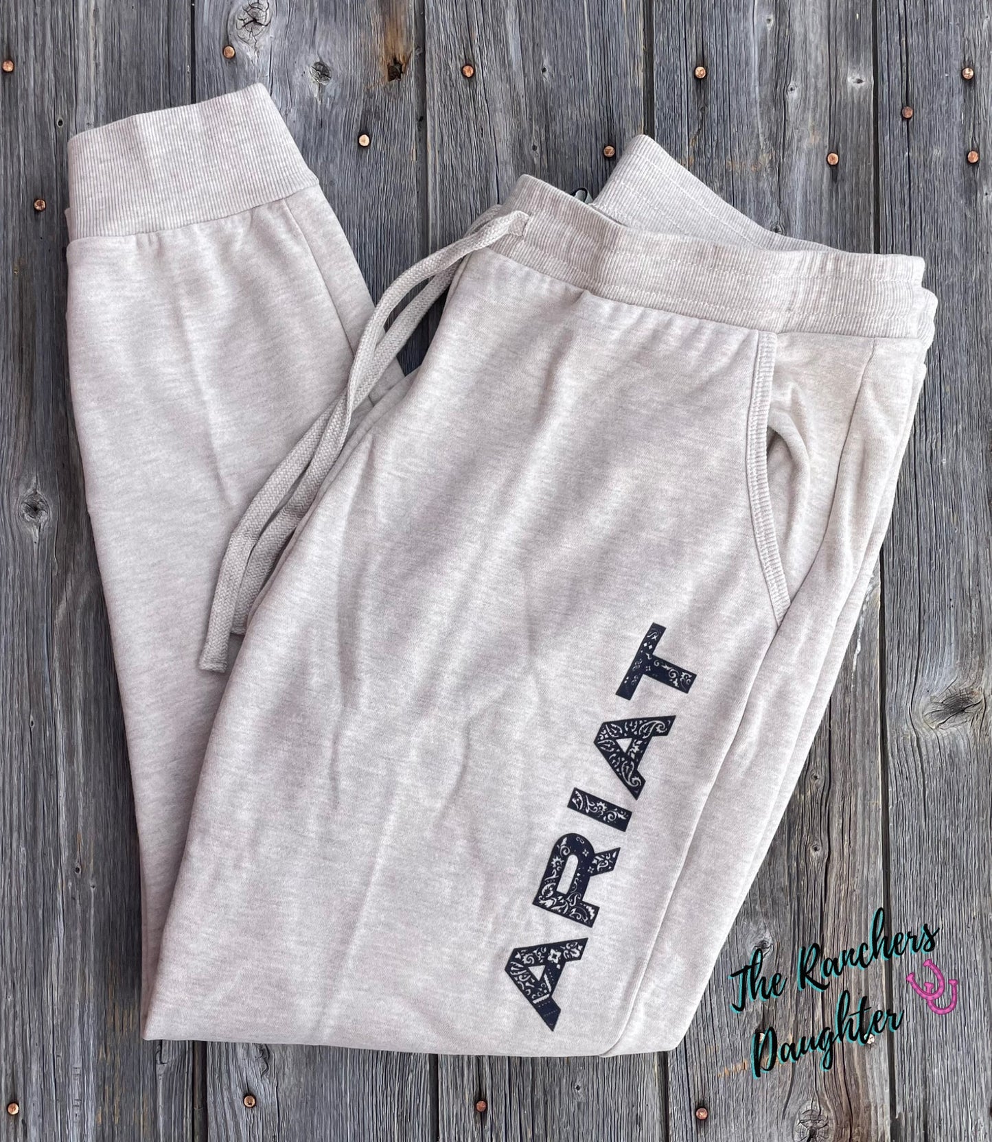Ariat Women’s Oatmeal Heather Logo Jogger