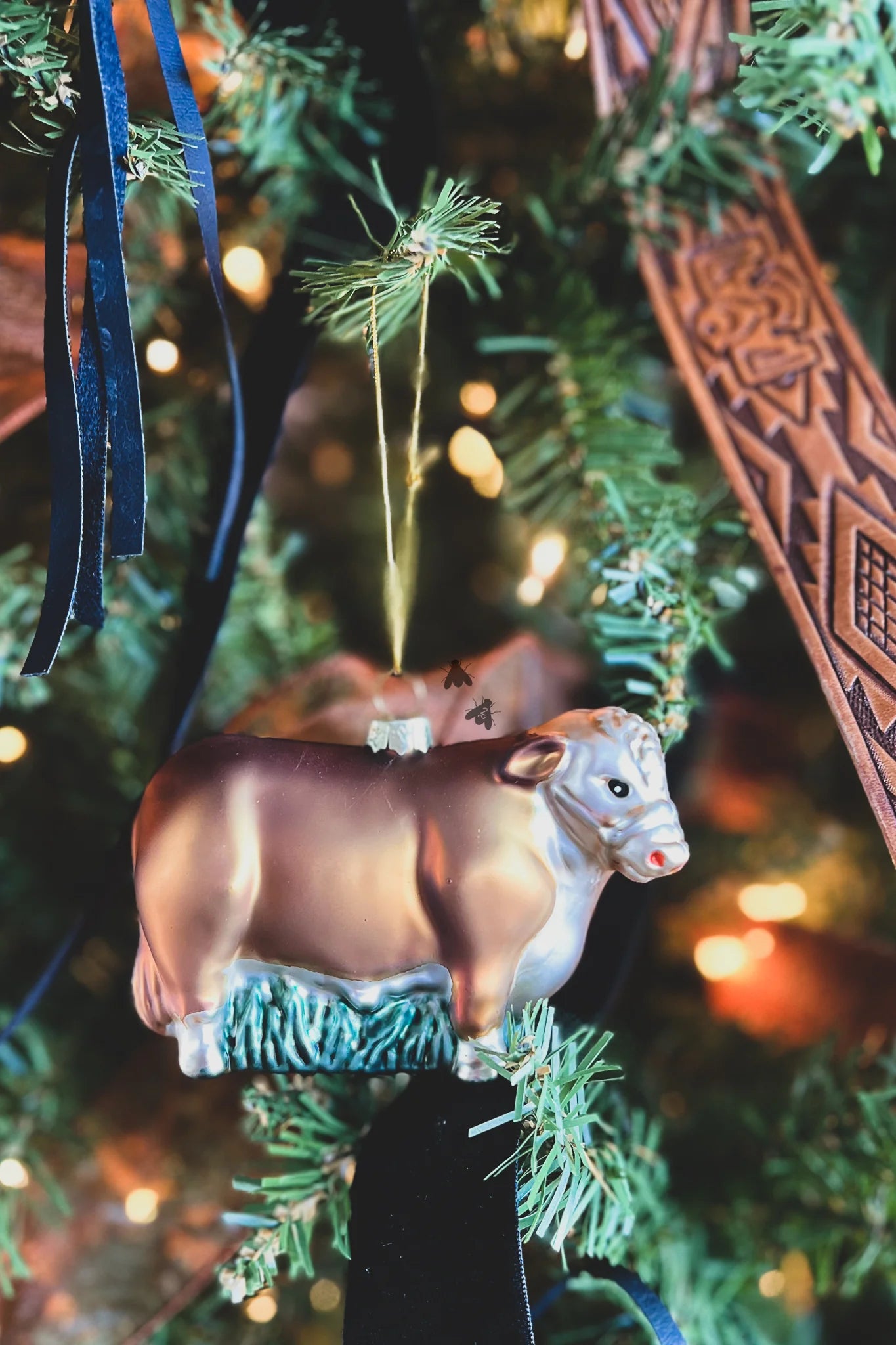 Fly Herd Herford Ornament