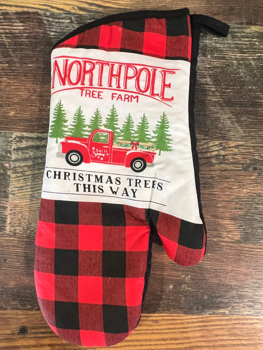 North Pole Tree Farm Oven mitt