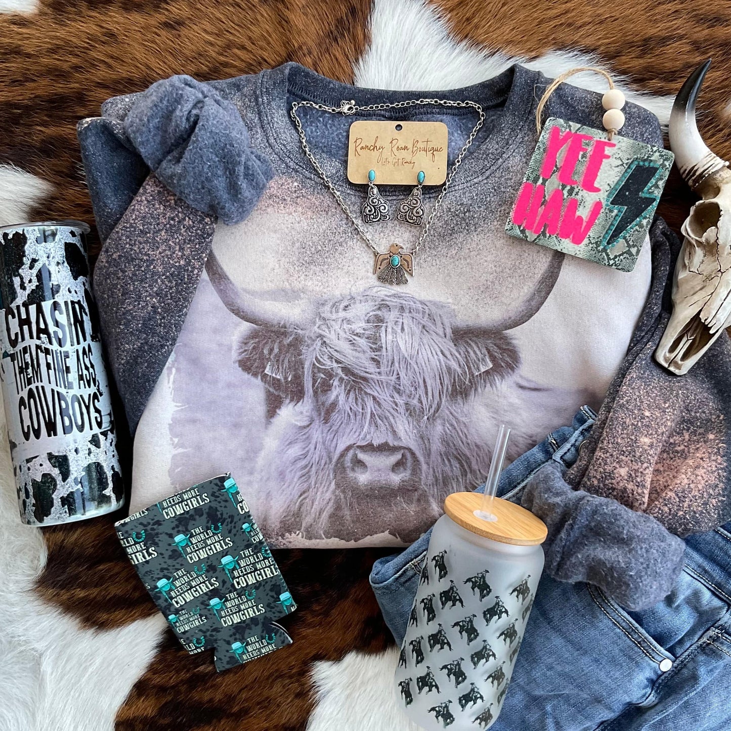Highland Cow Graphic Sweatshirt