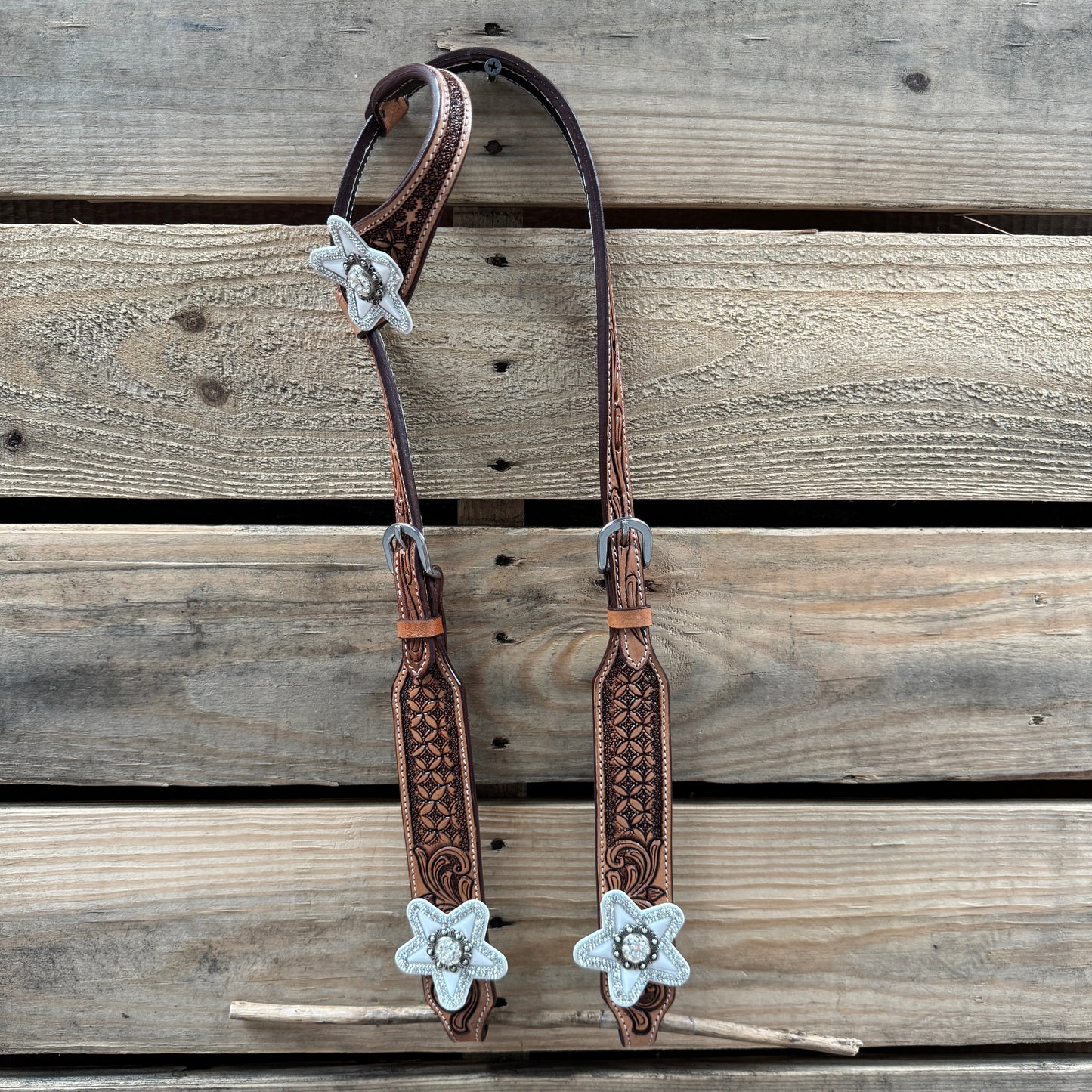 Light Oil Honeycomb Clear and Stars One Ear / Breastcollar Tack Set #OEBC657
