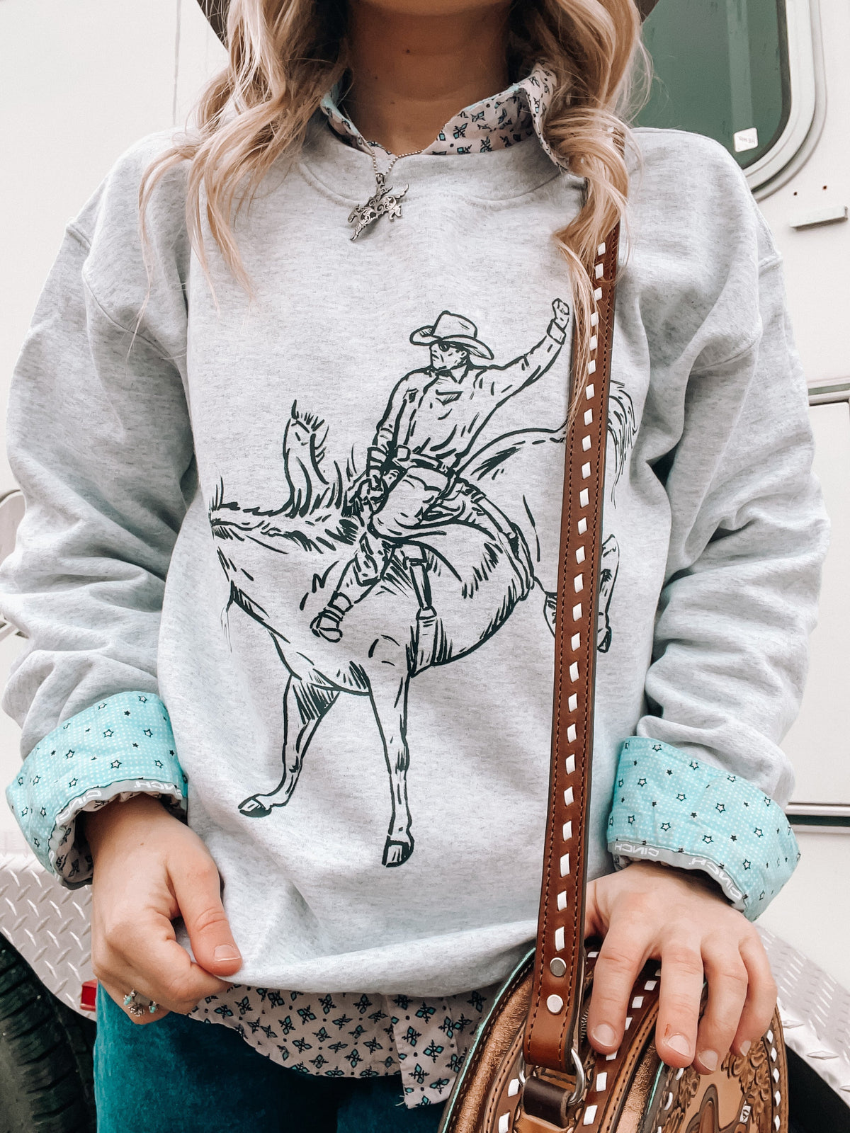 Bareback Sketch Crewneck (Ash)