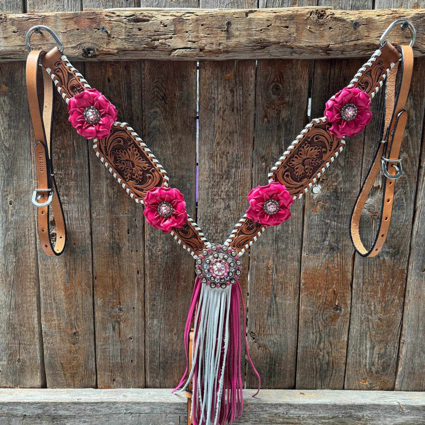 Light Oil Whipstitch Pink and White One Ear & Breastcollar Tack Set #OEBC437NW