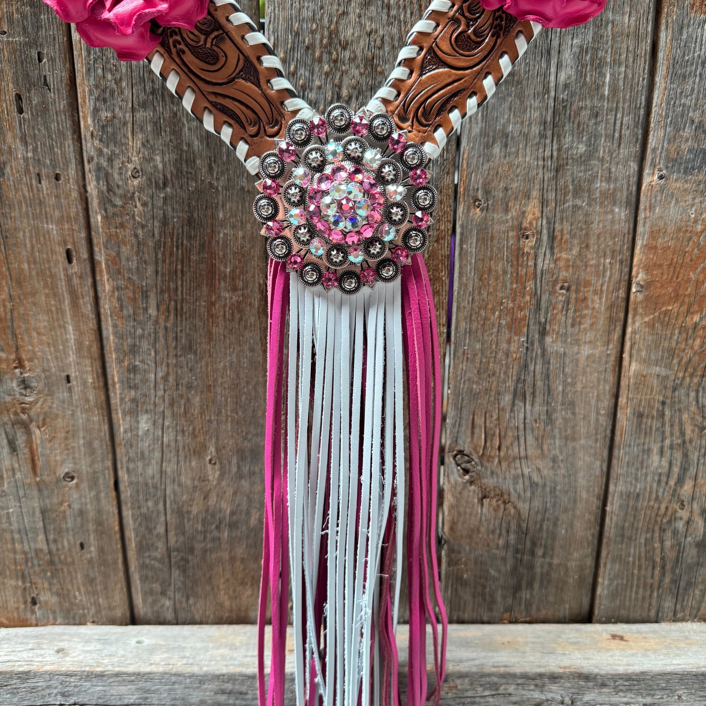 Light Oil Whipstitch Pink and White One Ear & Breastcollar Tack Set #OEBC437NW