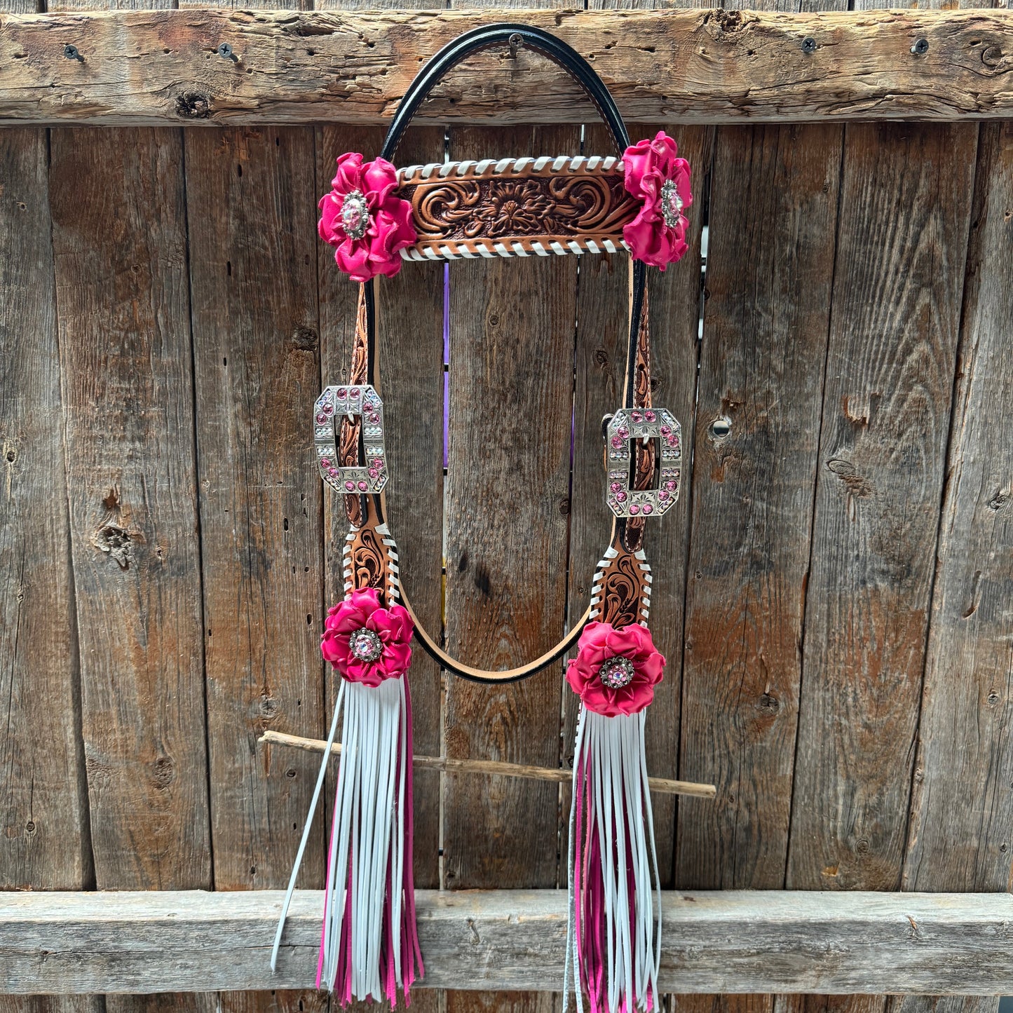 Light Oil Whipstitch Pink and White One Ear & Breastcollar Tack Set #OEBC437