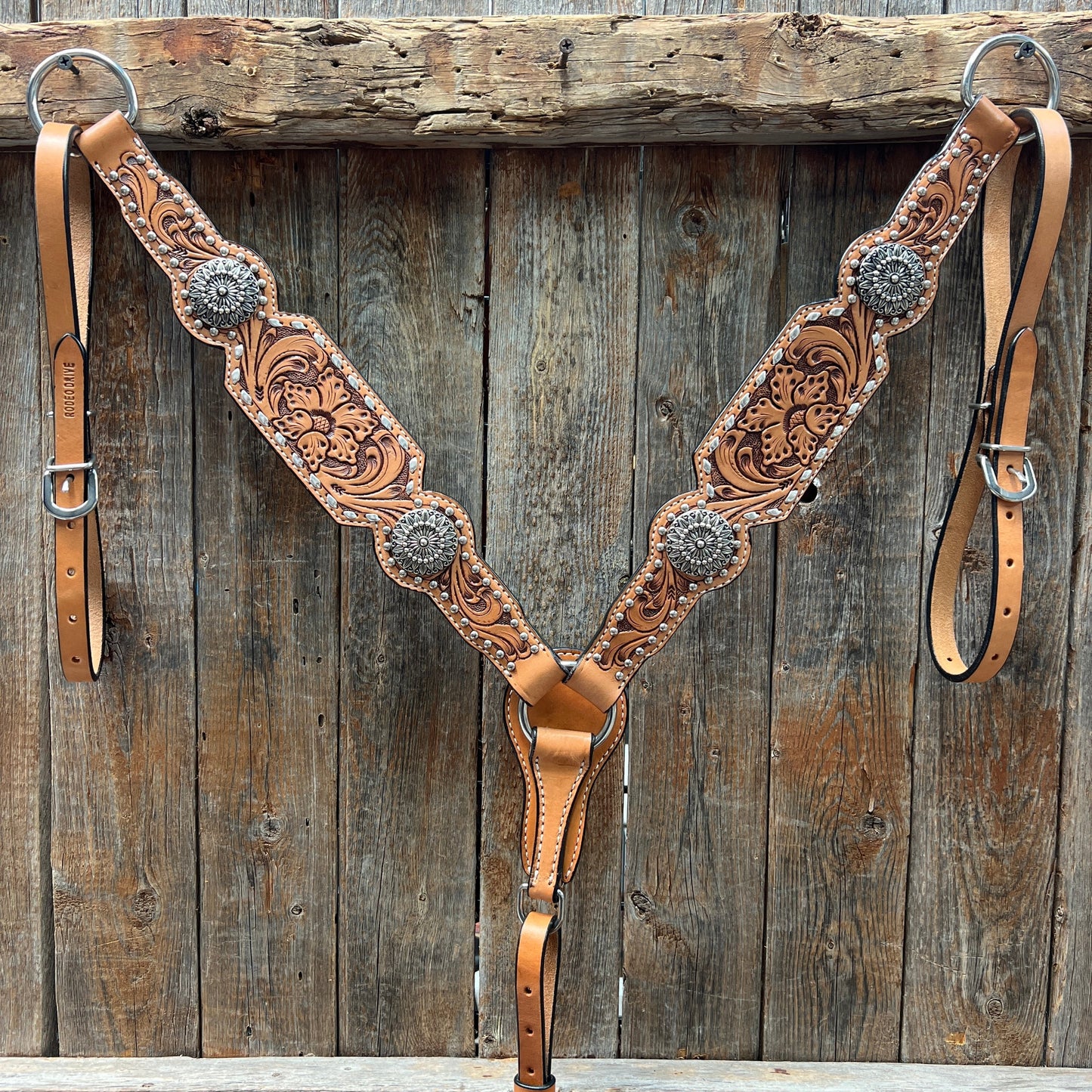 Silver Buckstitch and Pinwheel Browband/One Ear and Breastcollar Tack Set #BBBC630