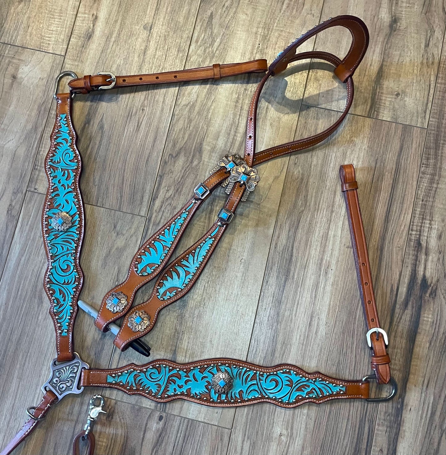 Made to Order Brown leather turquoise Western Tack Set- barrel racing tack sets (BHT049)